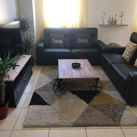 Grand Logement A 300 Metres De La Gare Mantes-la-Jolie Luaran gambar