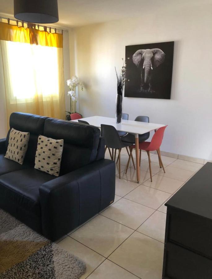Grand Logement A 300 Metres De La Gare Mantes-la-Jolie Luaran gambar